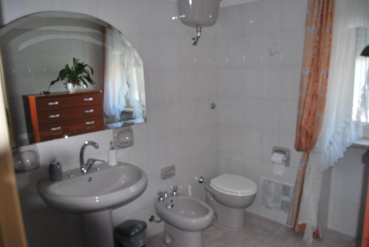 A Casa Di Lidia B&B Гаета Екстериор снимка